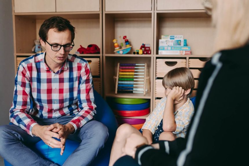 Terapia psychologiczna dla dzieci i młodzieży – jak wygląda?