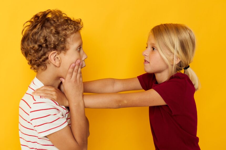 Jak reagować na trudne zachowania dziecka w ujęciu bliskościowym – wskazówki dla terapeutów i nauczycieli pracujących z dziećmi